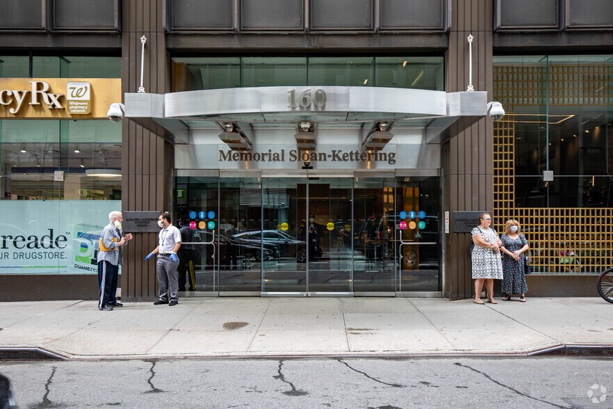 More Photos Of 160 E 53rd St, New York Medical For Lease