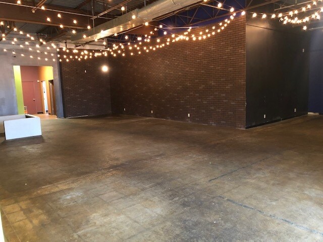 More Photos Of 9300-9390 Lexington Ave NE, Circle Pines Unknown For Lease