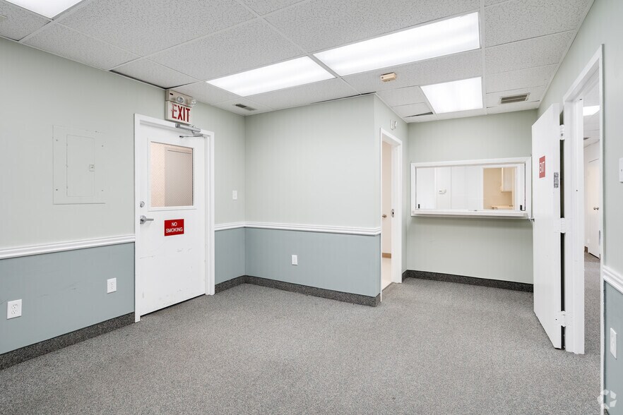 More Photos Of 105 Manheim Ave, Bridgeton Medical For Lease