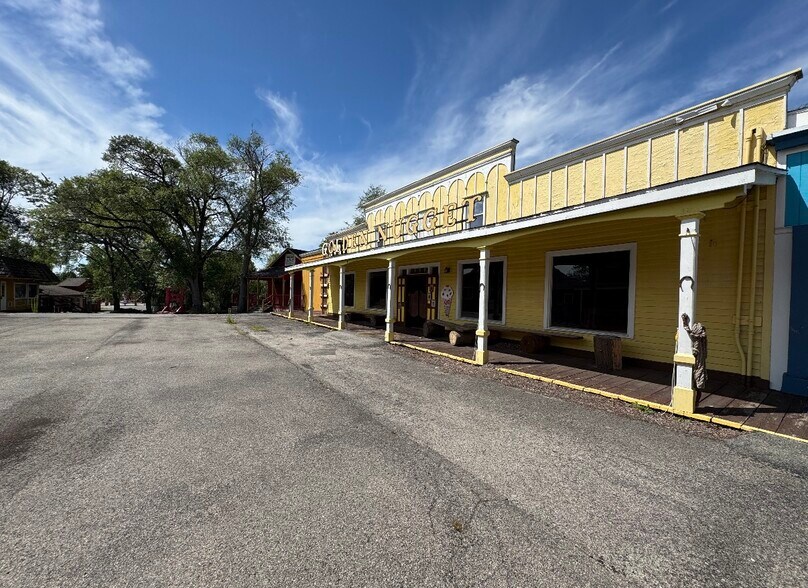 More Photos Of 2400 Grand Island Blvd, Grand Island Amusement Park For Sale