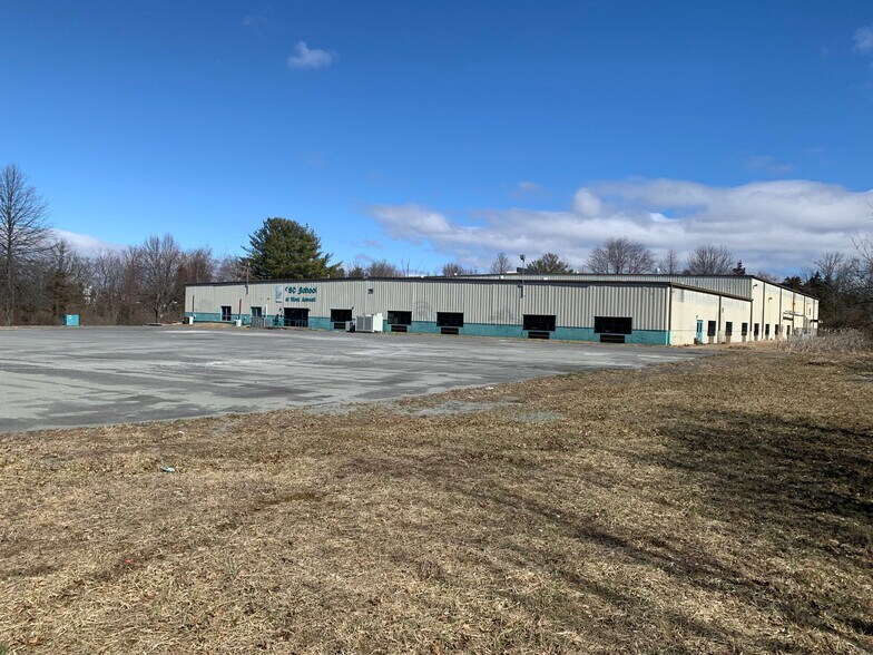More Photos Of 1422 Route 179, Lambertville Warehouse For Lease