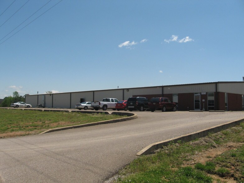 More Photos Of 225 Industrial Rd, Savannah Manufacturing For Sale