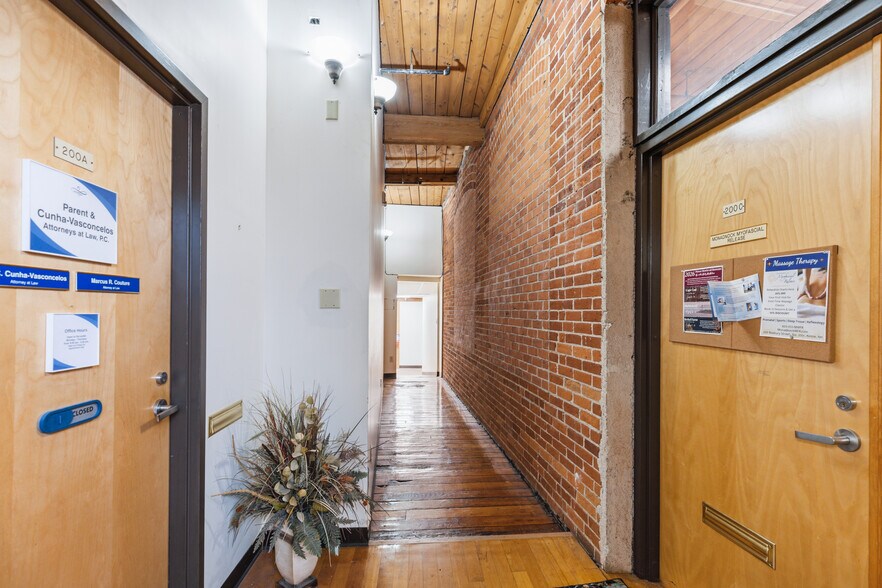 More Photos Of 103 Roxbury St, Keene Office For Sale