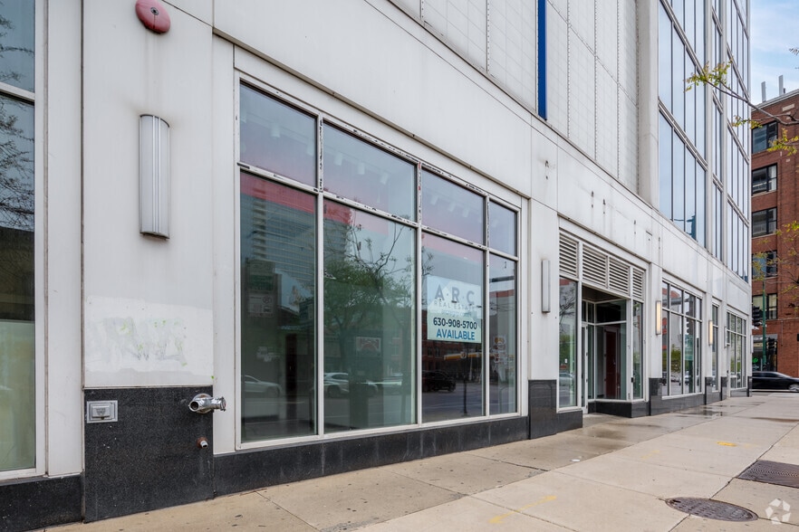 More Photos Of 757 N Orleans St, Chicago Apartments For Sale