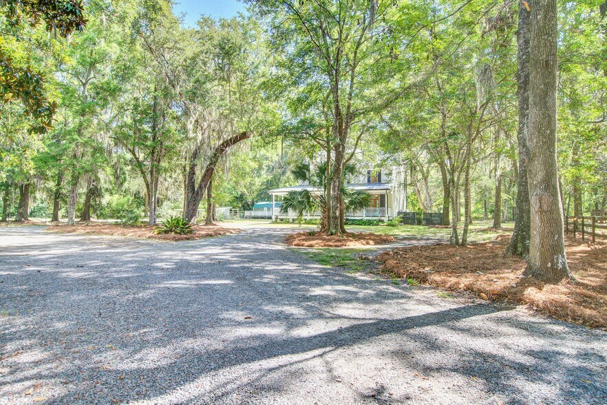 More Photos Of 3002 Edenvale Rd, Johns Island Specialty For Sale