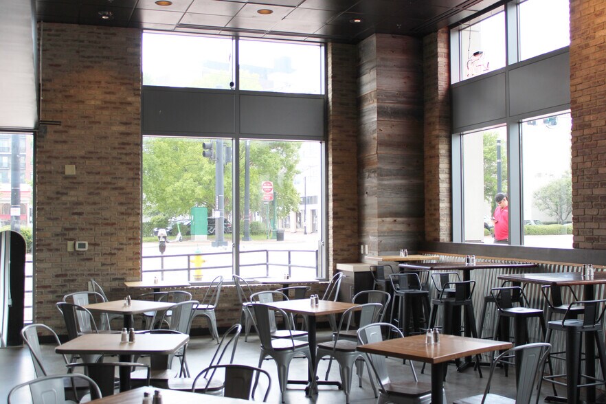 More Photos Of 420 Monticello Ave, Norfolk Office For Lease