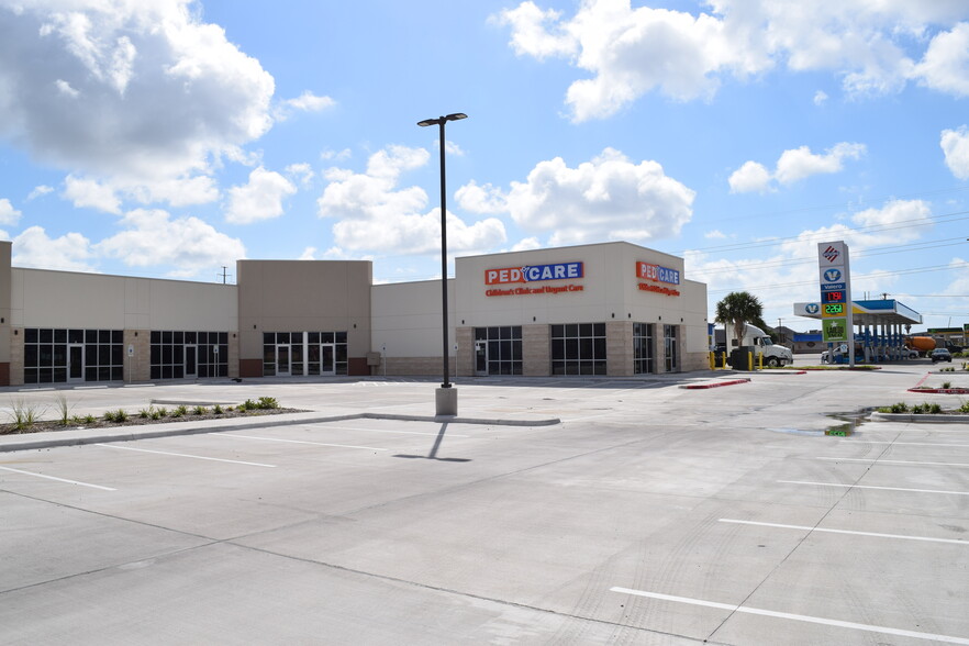 Primary Photo Of 6326 Yorktown Blvd, Corpus Christi Fast Food For Lease