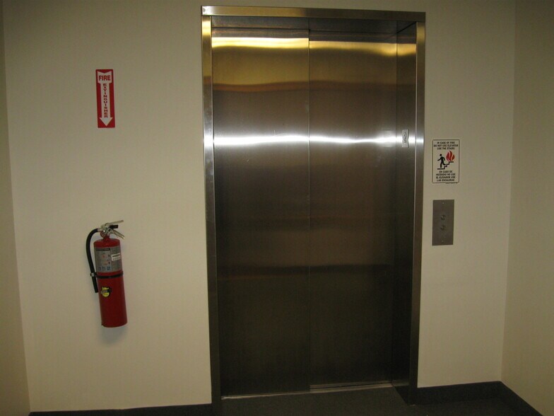 More Photos Of 191 Chestnut St, Springfield Office For Lease