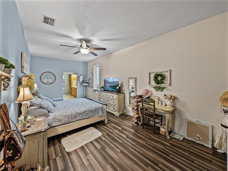 More Photos Of 135 S Central Ave, Bartow Storefront Retail Residential For Sale