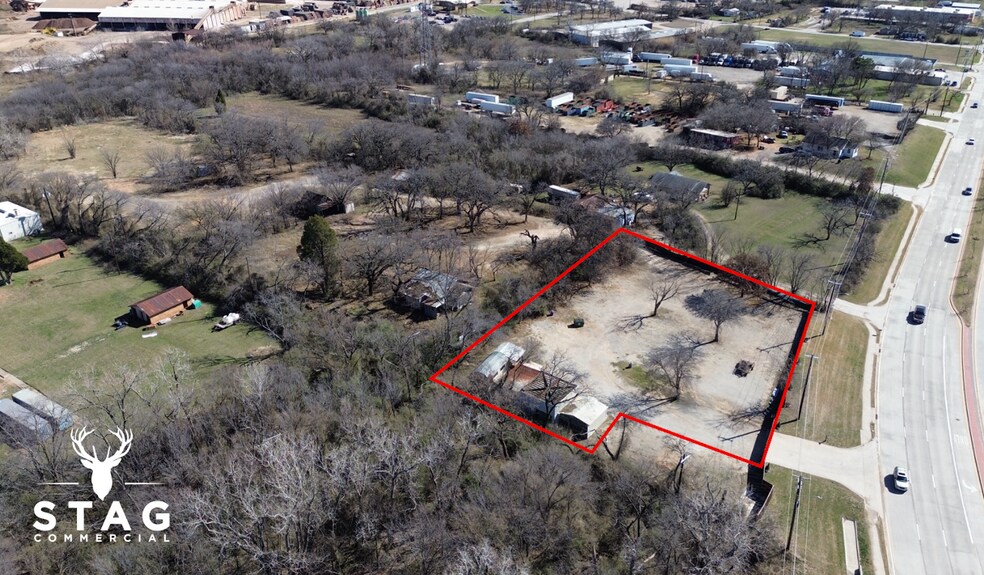More Photos Of 1401 Fort Worth Dr, Denton Office For Lease