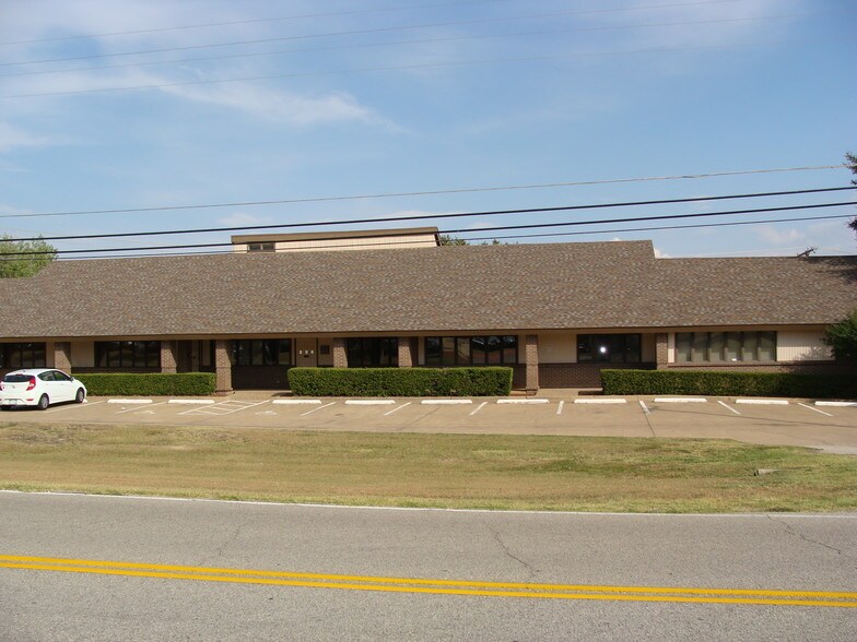 More Photos Of 1050 N Belt Line Rd, Mesquite Medical For Lease