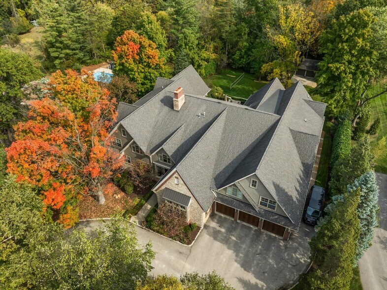 More Photos Of 1330 Oxford Rd, Bloomfield Hills Specialty For Sale