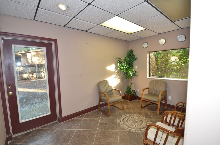 More Photos Of 1600 E Amelia St, Orlando Medical For Lease