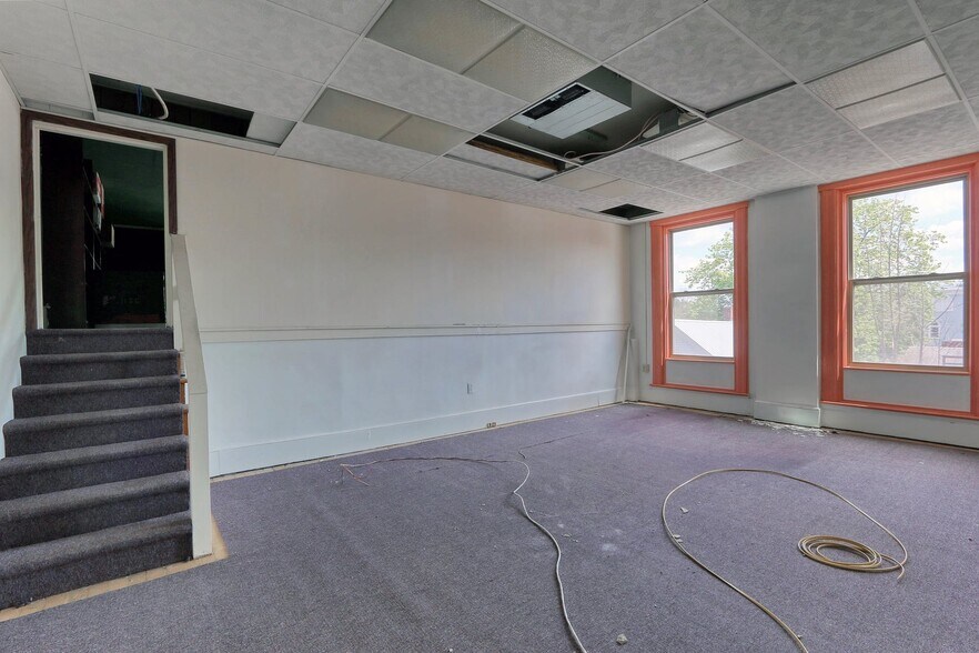 More Photos Of 59 N Main St, Liberty Loft Creative Space For Sale