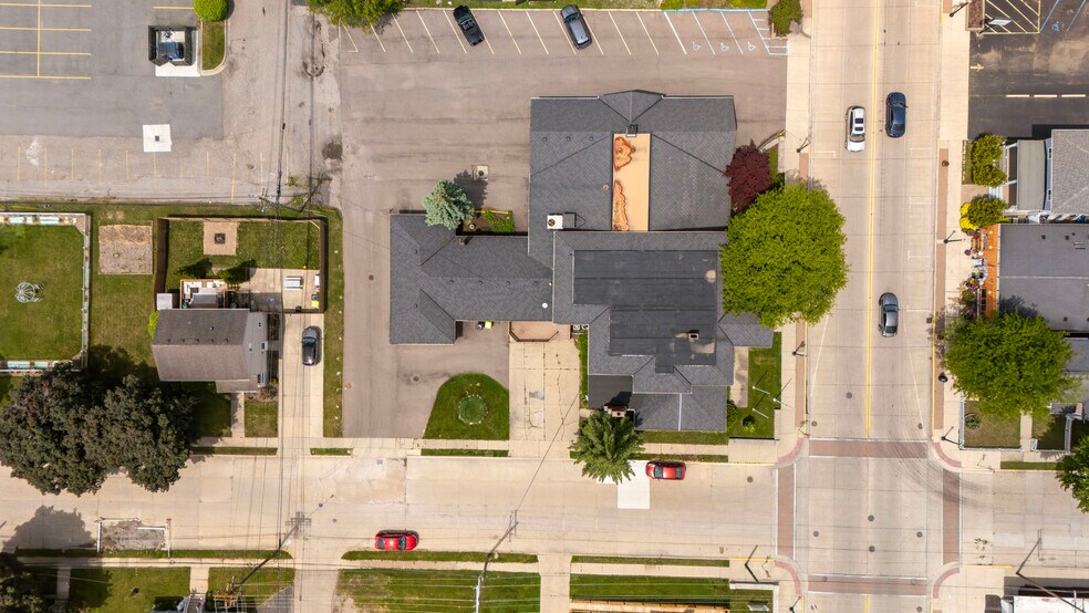 More Photos Of 209 N Main St, Belleville Medical For Sale