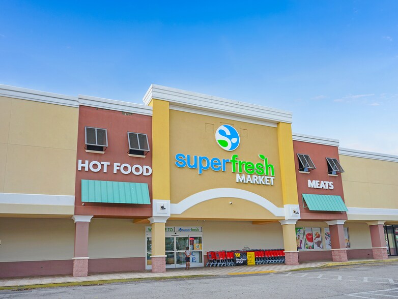 More Photos Of 7150-7300 W Colonial Dr, Orlando Unknown For Lease