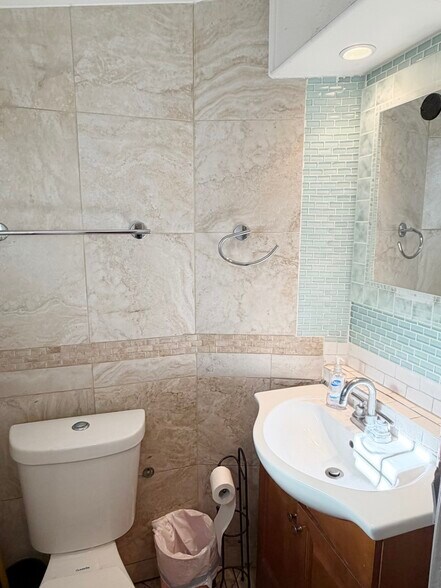 More Photos Of 4036 San Pablo Dam Rd, El Sobrante Freestanding For Lease