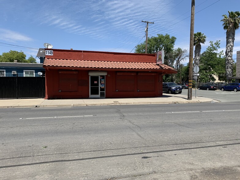 Primary Photo Of 1133-1149 E Market St, Stockton Freestanding For Sale