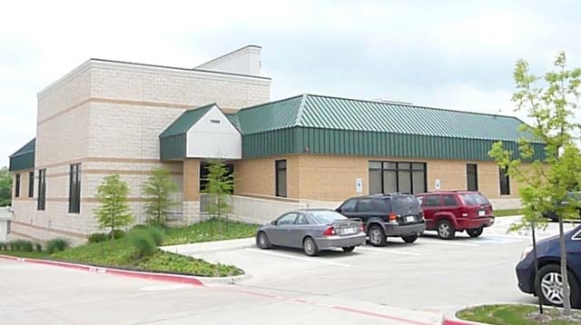 Primary Photo Of 7989 W Virginia Dr, Dallas Medical For Lease