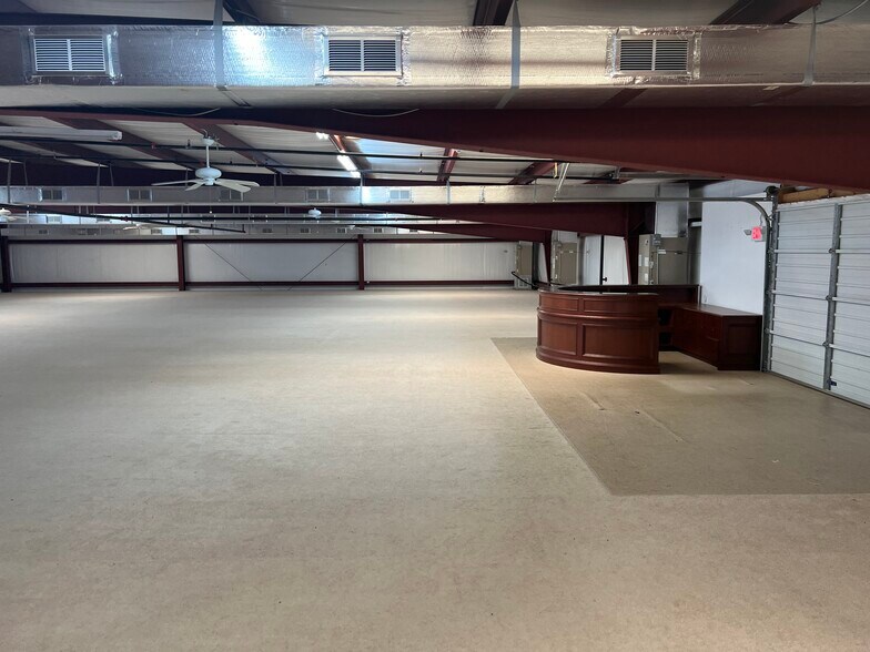 More Photos Of 4388 Sudderth Rd, Buford Warehouse For Sale