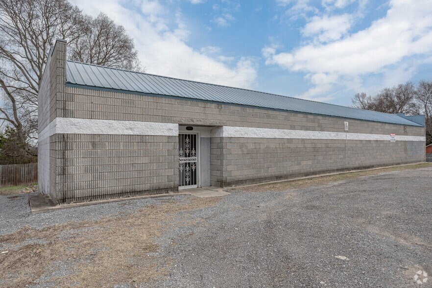Primary Photo Of 1513 Meridian St, Nashville Warehouse For Lease