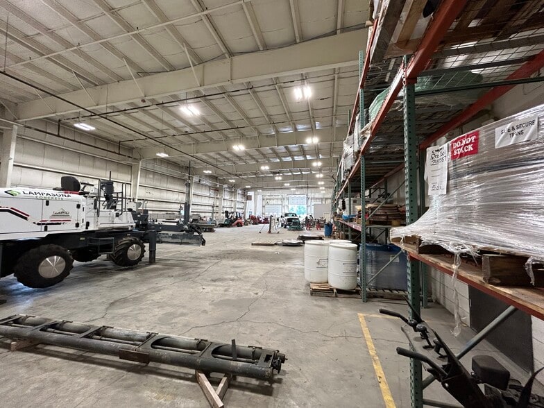 More Photos Of 24 Williams Way, Bellingham Research And Development For Lease