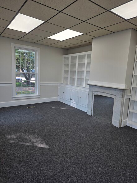More Photos Of 8 Centre St, Concord Office Residential For Lease