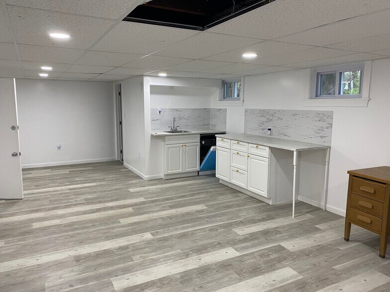 More Photos Of 9066 Baltimore Ave, College Park Storefront Retail Residential For Lease