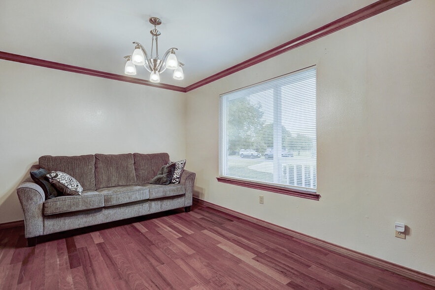 More Photos Of 40202 Settlers Path, Georgetown Apartments For Sale