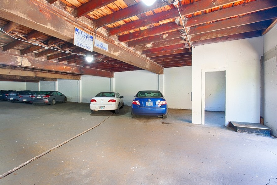 More Photos Of 3204-3212 SW 10th Ave, Portland Apartments For Sale