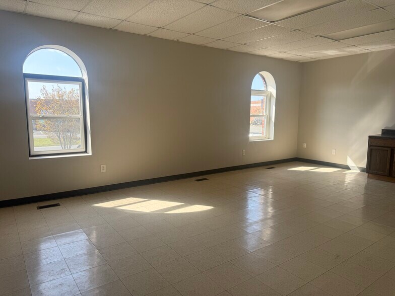 More Photos Of 1113 Technology Dr, Indian Trail Warehouse For Lease