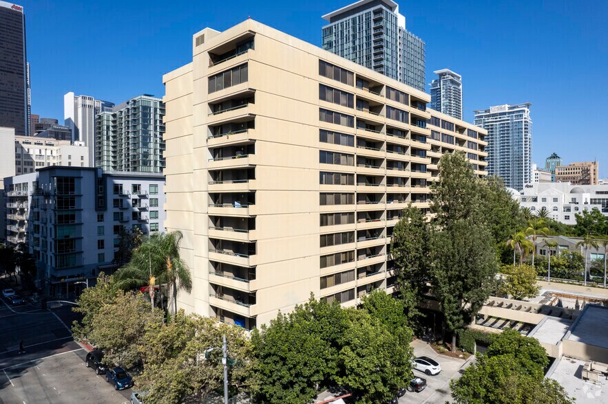 More Photos Of 600-638 W 9th St, Los Angeles Apartments For Lease