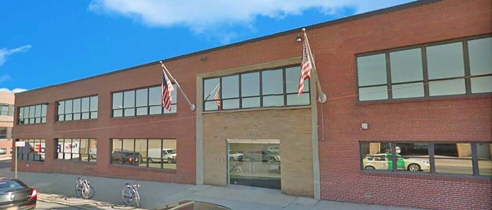 More Photos Of 33-01 Hunters Point Ave, Long Island City Warehouse For Lease