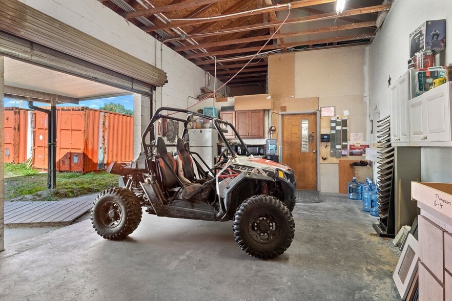 More Photos Of 9926 Denton Ave, Hudson Warehouse For Lease