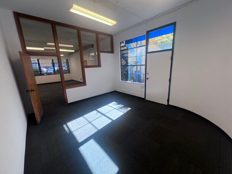 More Photos Of 2608 9th St, Berkeley Office For Lease