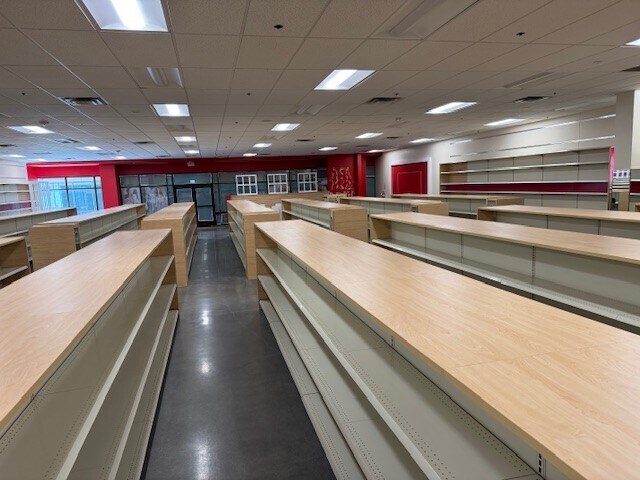 More Photos Of 500 N IH 69, Robstown Warehouse For Lease