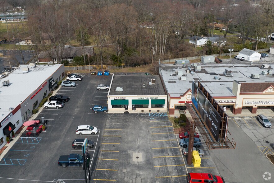 More Photos Of 5226 Monroe St, Toledo Storefront For Lease