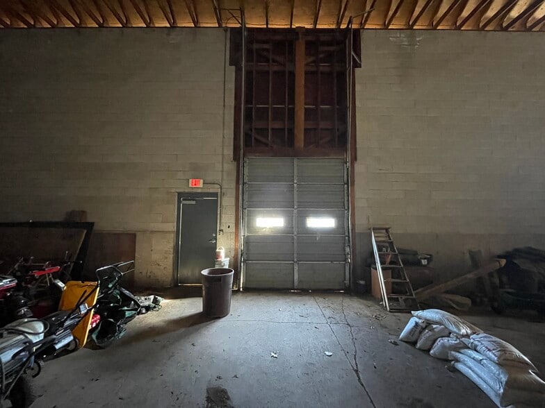 More Photos Of 61 Ffyler Pl, Suffield Unknown For Lease