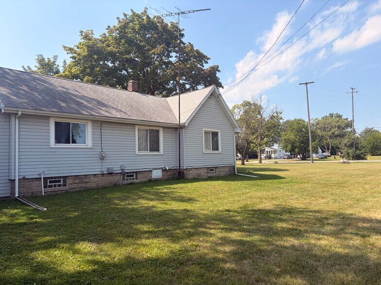 More Photos Of 15350 S Telegraph Rd, Monroe Warehouse For Sale