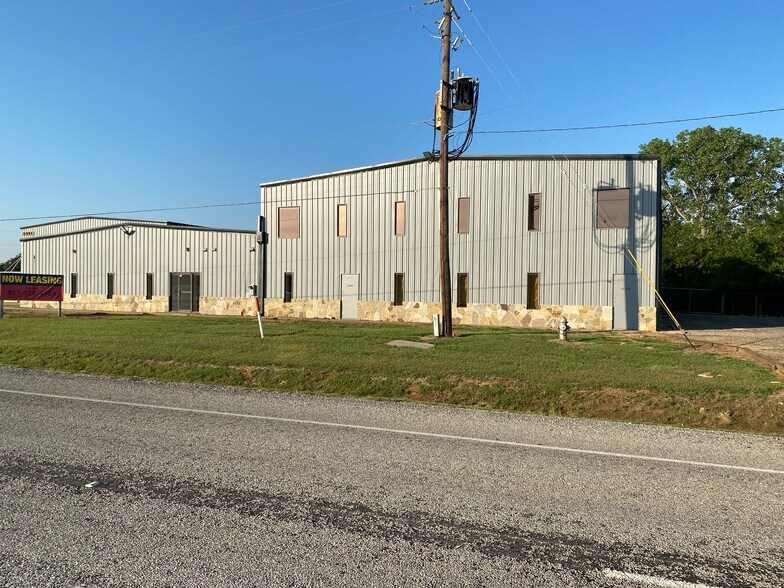 More Photos Of 2401 N Highway 287, Mansfield Unknown For Lease