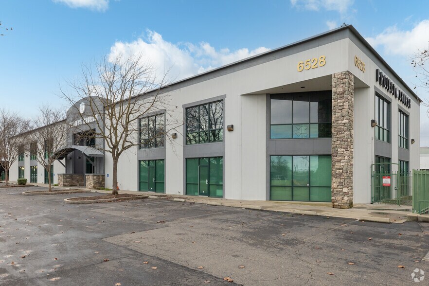Primary Photo Of 6528 44th St, Sacramento Showroom For Lease