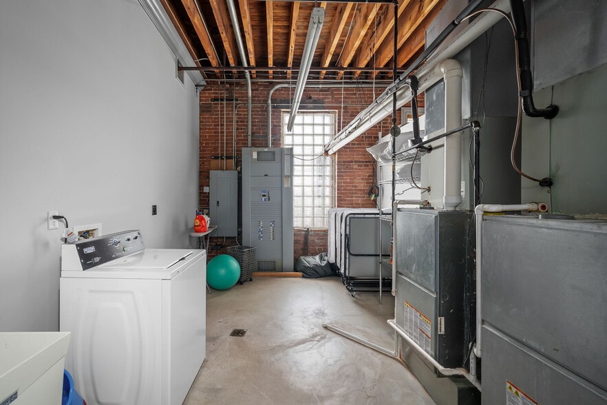 More Photos Of 110-112 Sidney St, Saint Louis Lodge Meeting Hall For Sale