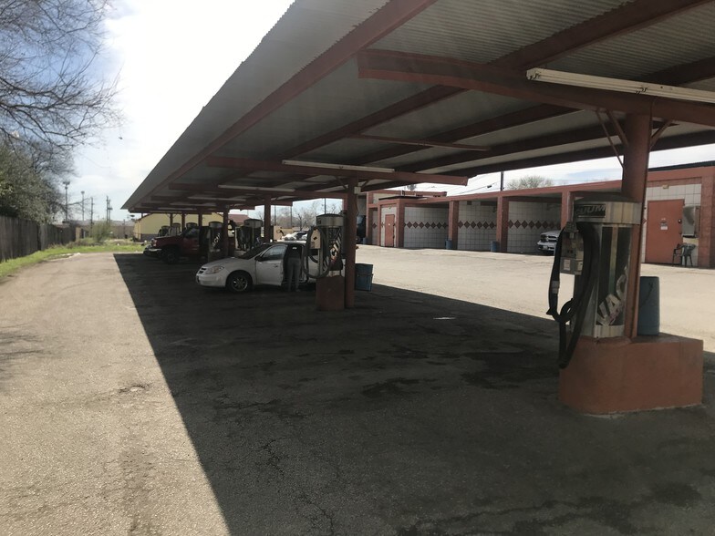 More Photos Of 1610 Callaghan Rd, San Antonio Carwash For Sale