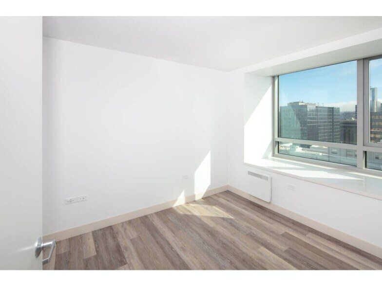 More Photos Of 1177 Market St, San Francisco Apartments For Lease