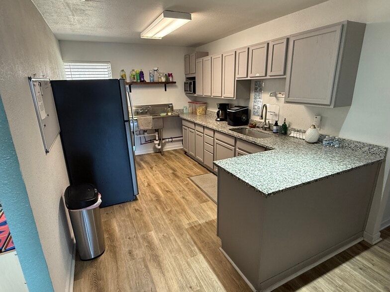 More Photos Of 2527 Fm 691, Denison Medical For Sale