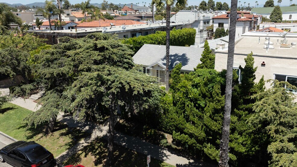 More Photos Of 1047 9th St, Santa Monica Apartments For Sale