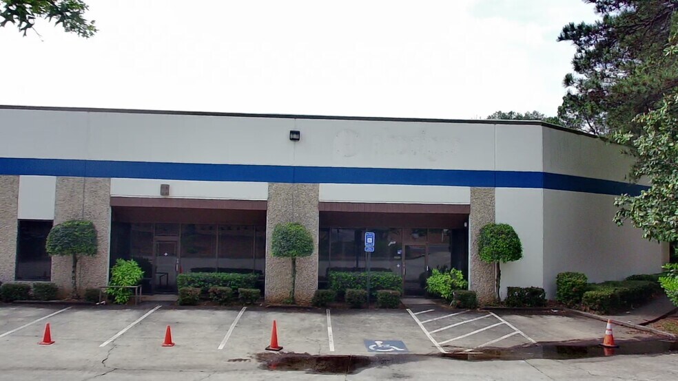 Primary Photo Of 1640 Sands Pl Se, Marietta Distribution For Lease