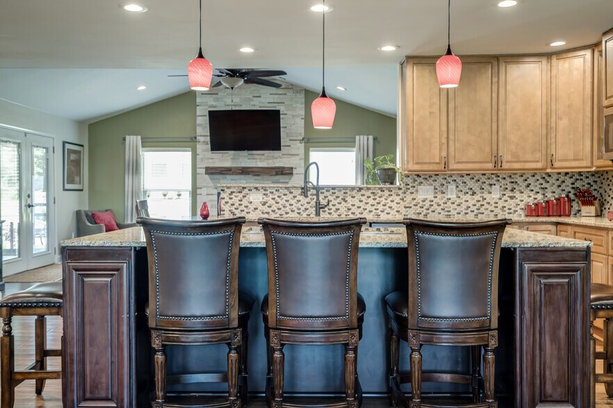 More Photos Of 12204 E County Road 76, Coyle Specialty For Sale