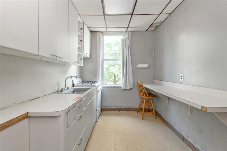 More Photos Of 2921 Heath Ave, Bronx Industrial For Sale