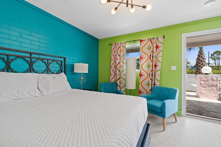 More Photos Of 3155 W Highway 98, Port Saint Joe Hotel For Sale